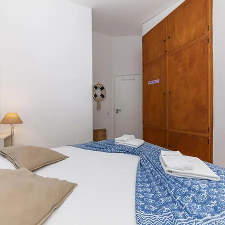 C18 - Church Square In Da * Luz